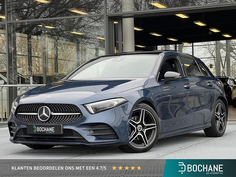 Blauw Occasion 2022 Mercedes A180 Business Hatchback | € 28.785 (Iets duurder) - Afbeelding 1/4