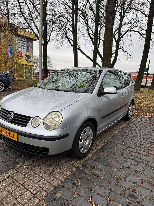 Occasion VW Polo 75 PK (55 kW) 2004 Sedan