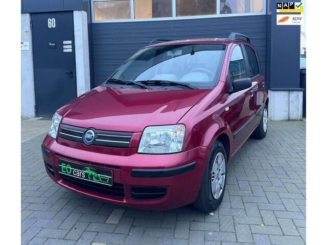 Rood Gebruikt 2004 Fiat Panda Dynamic Hatchback | € 1.495 (Eerlijke prijs) - Afbeelding 1/4
