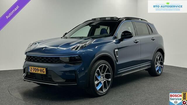 Blauw Gebruikt 2024 Lynk & Co 01 SUV | € 33.000 (Iets duurder) - Afbeelding 1/4