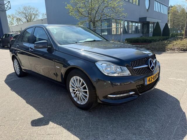 Occasion Mercedes C180 Business 120 PK (88 kW) 2011 Zwart Sedan