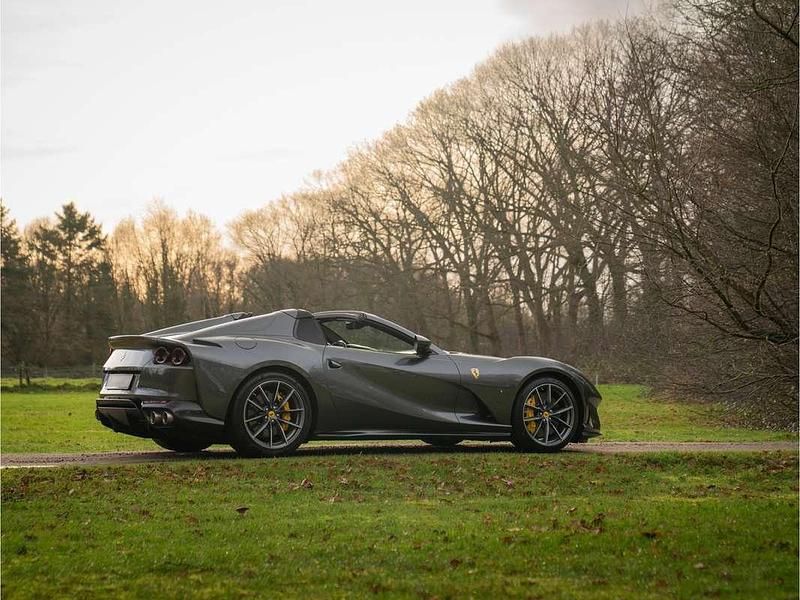 Occasion Ferrari 812 799 PK (587 kW) 2021 Grijs (metallic) Cabriolet