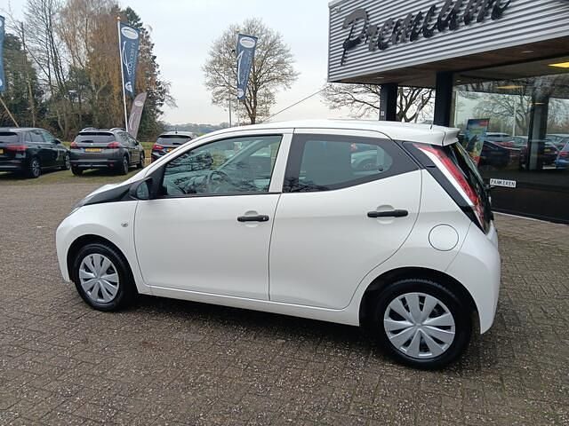 Occasion Toyota Aygo 69 PK (50 kW) 2016 Wit Hatchback