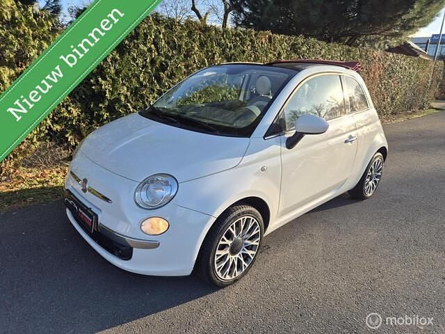 Wit Occasion 2011 Fiat 500C Lounge Cabriolet | € 5.750 (Eerlijke prijs) - Afbeelding 1/4