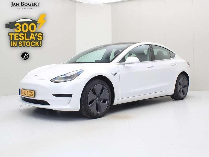 Wit Gebruikt 2020 Tesla Model 3 Standard Range Sedan | € 17.700 (Goede deal) - Afbeelding 1/4
