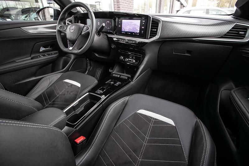 Occasion Opel Mokka Ultimate 131 PK (96 kW) 2024 Grijs, metallic lak SUV