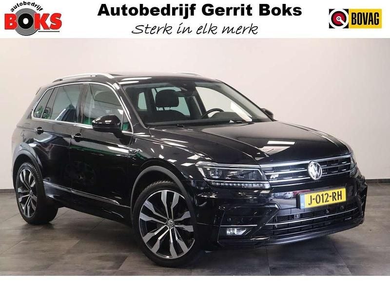 Zwart Gebruikt 2019 VW Tiguan Highline SUV | € 32.240 (Eerlijke prijs) - Afbeelding 1/3