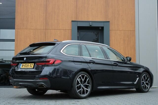 Occasion BMW 530 Executive 286 PK (210 kW) 2020 Blauw Stationwagen