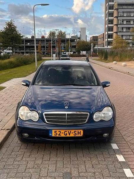 Gebruikt 2001 Mercedes C180 Sedan | € 2.499 (Goede deal) - Afbeelding 1/1