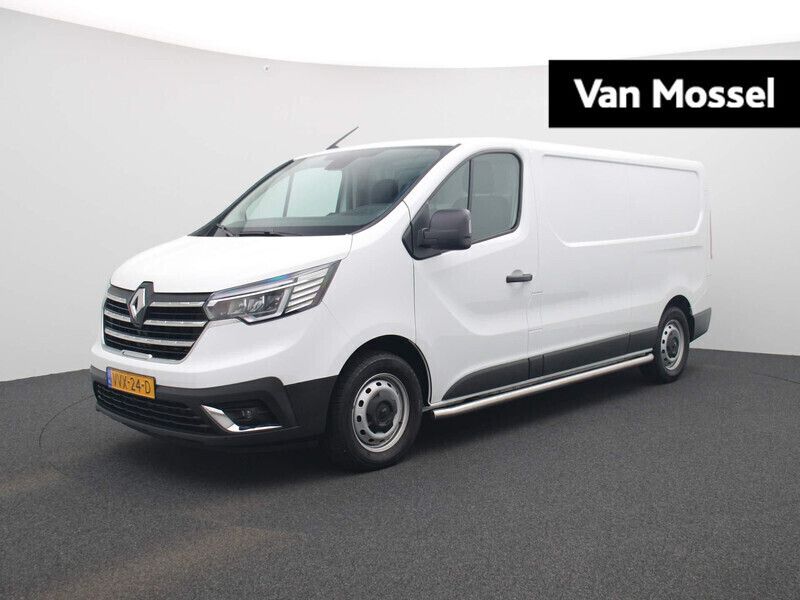 Ijswit 369 Gebruikt 2023 Renault Trafic Komfort Van | € 22.630 (Eerlijke prijs) - Afbeelding 1/4