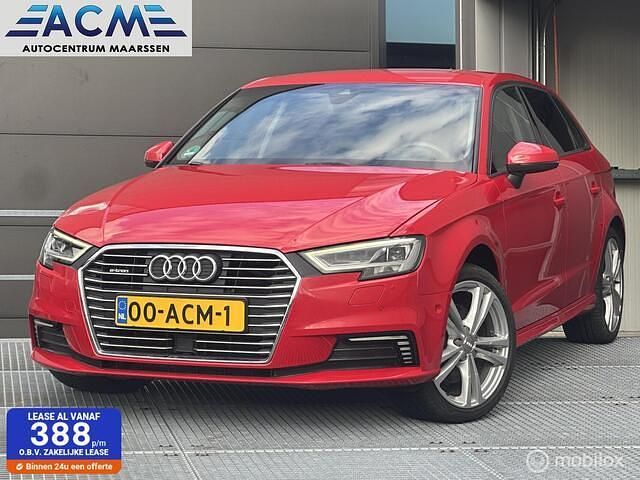 Rood Gebruikt 2020 Audi A3 Sportback Basis Hatchback | € 23.995 - Afbeelding 1/4