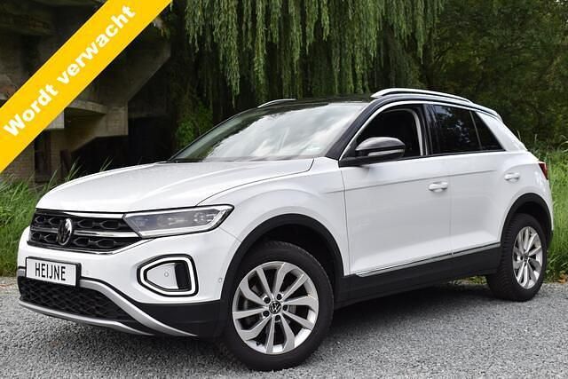 Wit Gebruikt 2024 VW T-Roc Style SUV | € 33.445 (Eerlijke prijs) - Afbeelding 1/4
