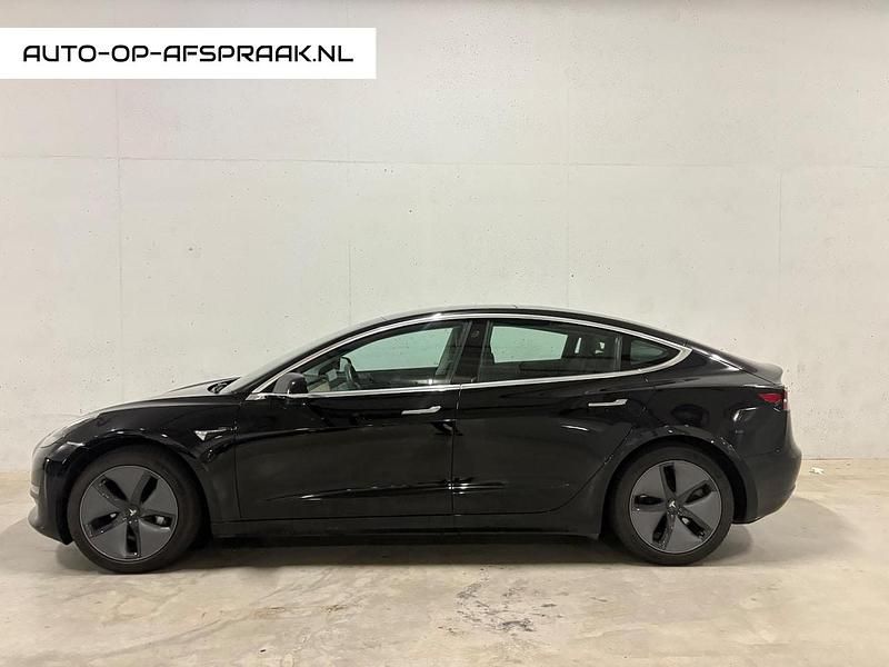 Zwart (metallic) Occasion 2019 Tesla Model 3 Long Range AWD Sedan | € 16.495 (Eerlijke prijs) - Afbeelding 1/4