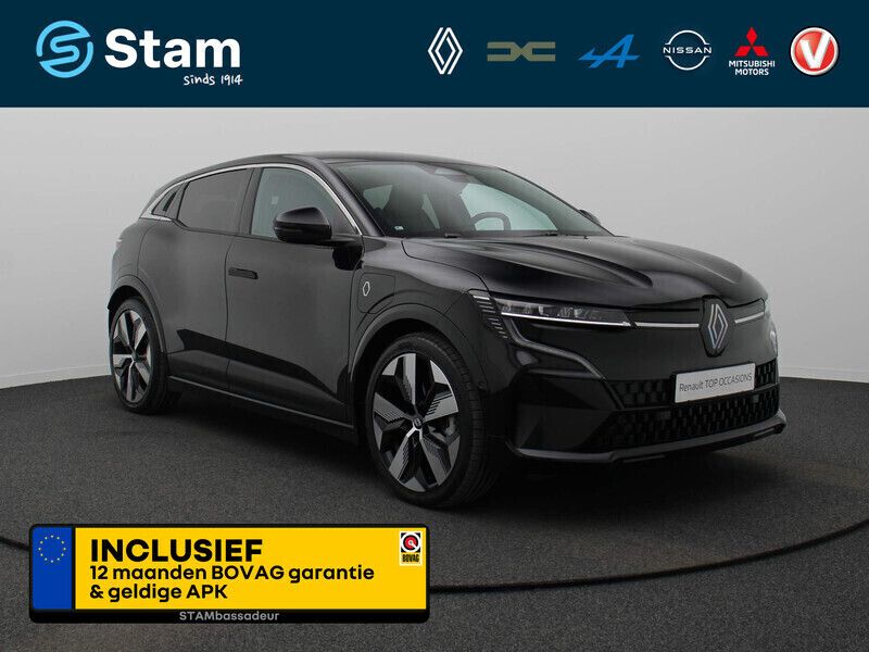 Zwart Gebruikt 2022 Renault Mégane Techno Hatchback | € 42.990 - Afbeelding 1/4