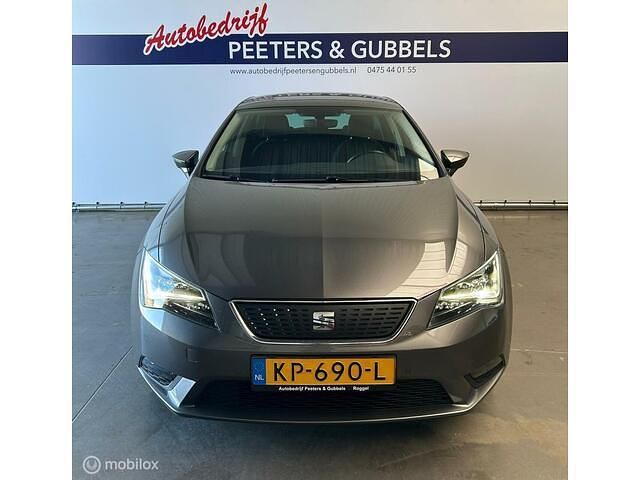 Occasion Seat Leon Business 116 PK (85 kW) 2017 Grijs Hatchback