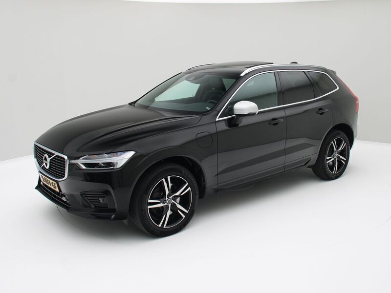 Zwart Gebruikt 2018 Volvo XC60 R-Design SUV | € 34.950 (Iets duurder) - Afbeelding 1/3