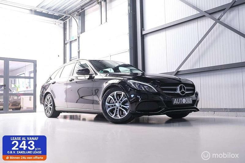 Zwart, metallic lak Gebruikt 2015 Mercedes C350e Edition Stationwagen | € 14.990 (Eerlijke prijs) - Afbeelding 1/4