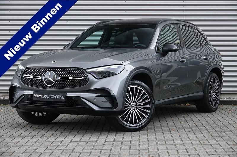Grijs Gebruikt 2023 Mercedes GLC300e AMG line SUV | € 62.900 (Super prijs) - Afbeelding 1/4