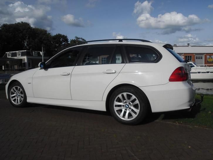 Gebruikt 2007 BMW 318 Stationwagen | € 4.995 (Iets duurder) - Afbeelding 1/4