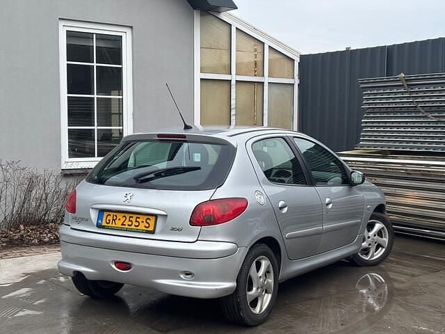 Occasion Peugeot 206 Griffe 109 PK (80 kW) 2006 Grijs Hatchback