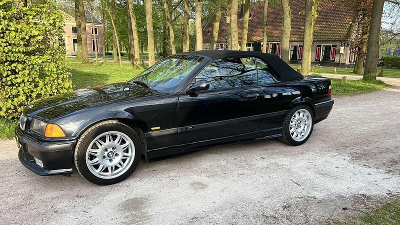 Zwart Gebruikt 1998 BMW M3 Cabriolet Cabriolet | € 19.000 - Afbeelding 1/4
