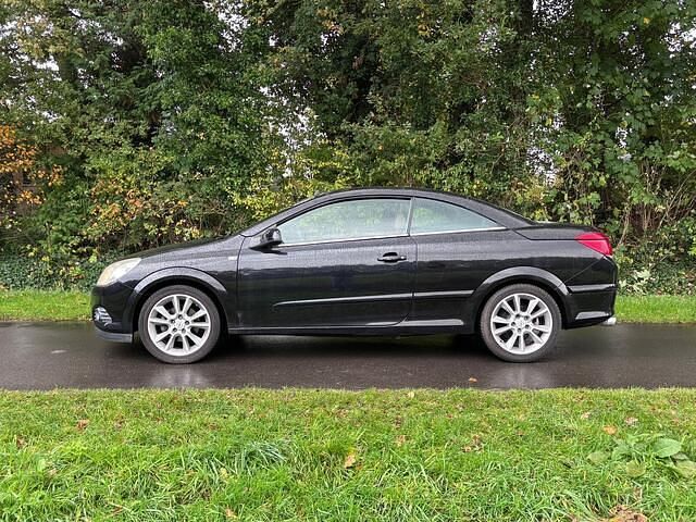 Occasion Opel Astra Cabriolet 140 PK (102 kW) 2008 Zwart Cabriolet