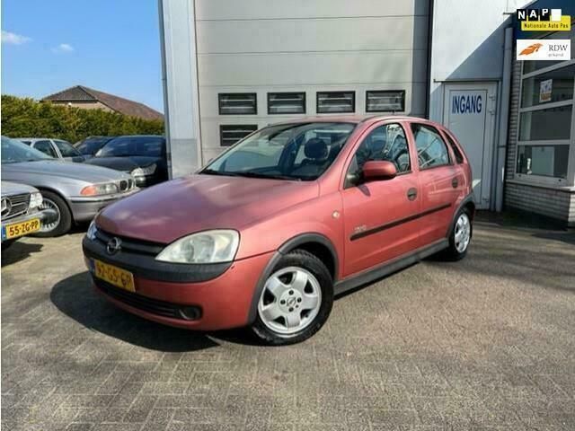 Rood Gebruikt 2001 Opel Corsa Elegance Hatchback | € 899 (Eerlijke prijs) - Afbeelding 1/4
