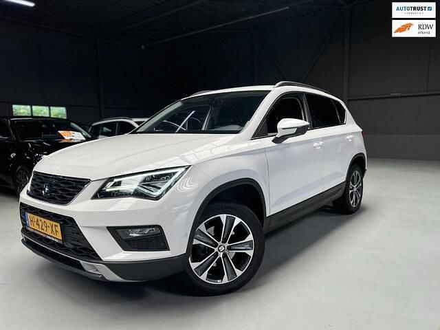 Wit Gebruikt 2020 Seat Ateca Business SUV | € 20.500 (Goede deal) - Afbeelding 1/4