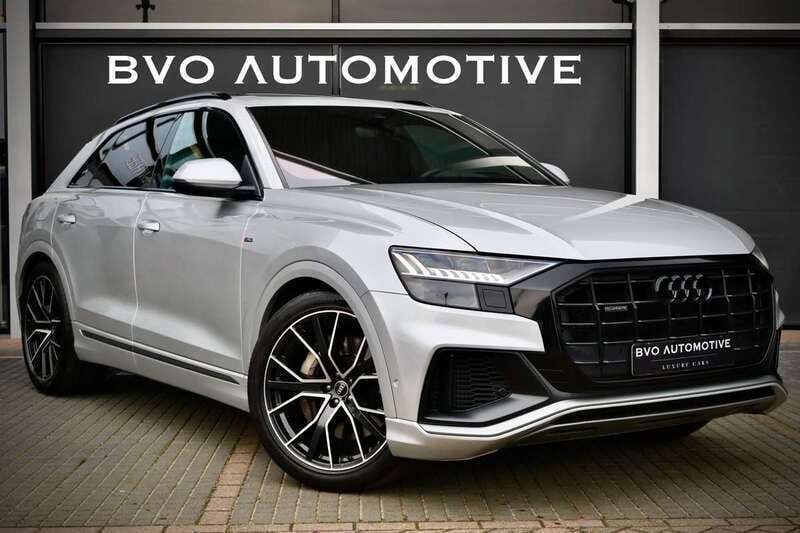 Grijs Gebruikt 2021 Audi Q8 S-Line SUV | € 63.845 - Afbeelding 1/4