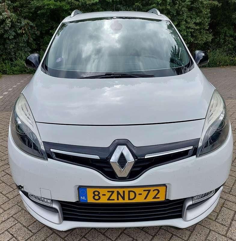 Wit Gebruikt 2015 Renault Scénic III LIMITED MPV | € 4.250 (Super prijs) - Afbeelding 1/4