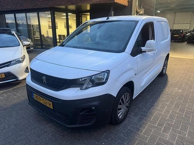 Wit Gebruikt 2020 Peugeot Partner Premium Van | € 6.995 (Super prijs) - Afbeelding 1/4