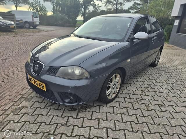 Grijs Occasion 2006 Seat Ibiza Sport Hatchback | € 1.599 (Eerlijke prijs) - Afbeelding 1/4