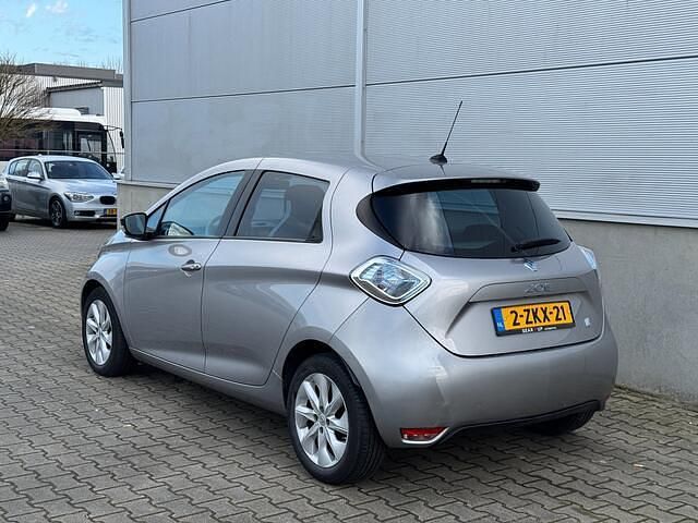Occasion Renault Zoe Zen 64 kW (88 PK) 2015 Grijs Hatchback