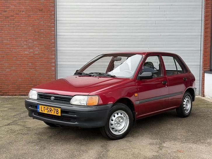 Occasion 1995 Toyota Starlet XLi Hatchback | € 2.599 - Afbeelding 1/4