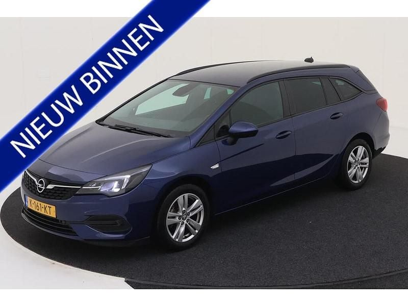 Blauw Gebruikt 2021 Opel Astra Edition Stationwagen | € 13.500 (Eerlijke prijs) - Afbeelding 1/4