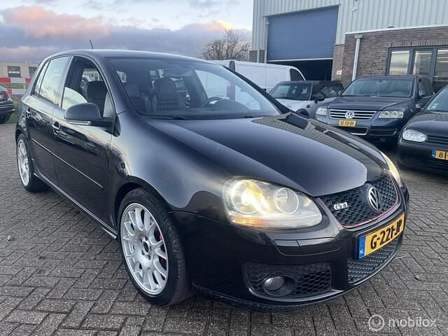 Zwart Gebruikt 2007 VW Golf V Edition Hatchback | € 6.950 (Eerlijke prijs) - Afbeelding 1/4