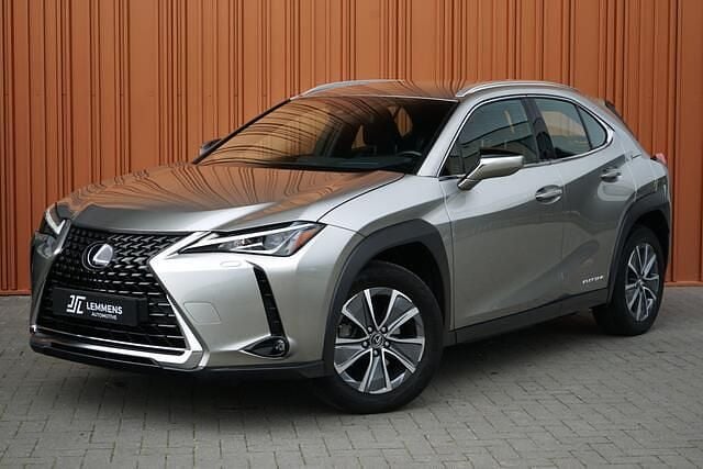 Grijs Gebruikt 2020 Lexus UX 300e Business Edition SUV | € 21.900 - Afbeelding 1/4