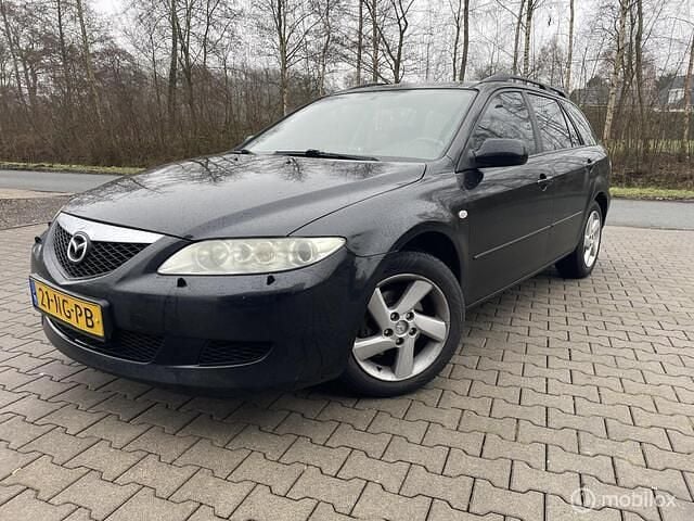 Zwart (metallic) Occasion 2003 Mazda 6 Touring Stationwagen | € 2.299 (Eerlijke prijs) - Afbeelding 1/4