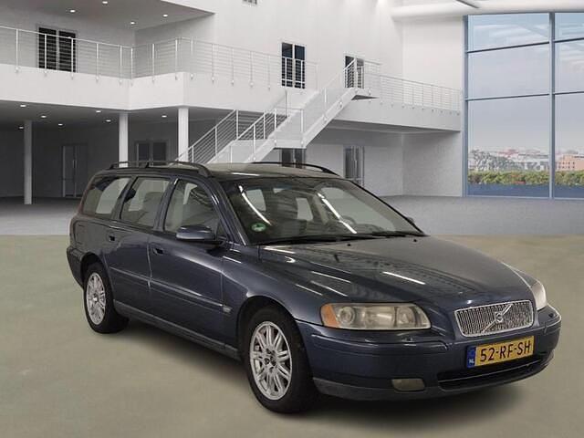 Occasion Volvo V70 Momentum 140 PK (102 kW) 2005 Blauw Stationwagen