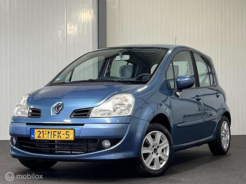Blauw Gebruikt 2009 Renault Modus Dynamique MPV | € 5.945 (Iets duurder) - Afbeelding 1/3