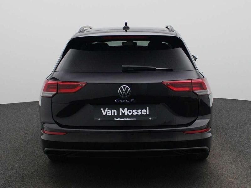 Occasion VW Golf VIII Life 110 PK (80 kW) 2021 Zwart Hatchback