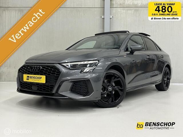 Grijs Gebruikt 2022 Audi A3 S-Line Sedan | € 29.940 (Iets duurder) - Afbeelding 1/4