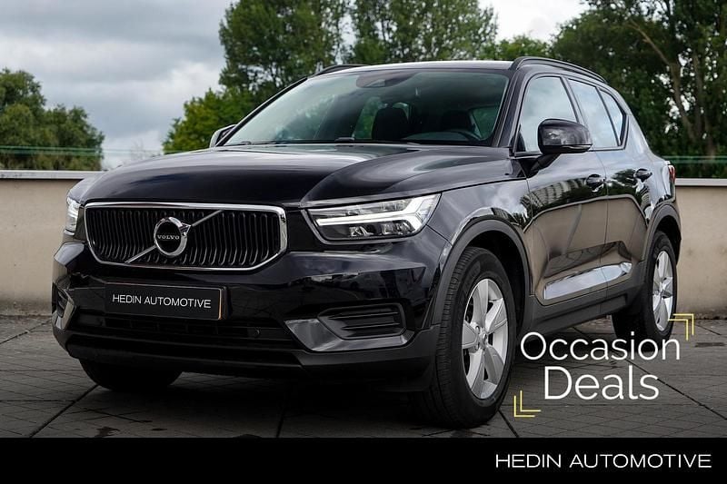 Zwart Occasion 2021 Volvo XC40 Momentum SUV | € 31.495 (Eerlijke prijs) - Afbeelding 1/4