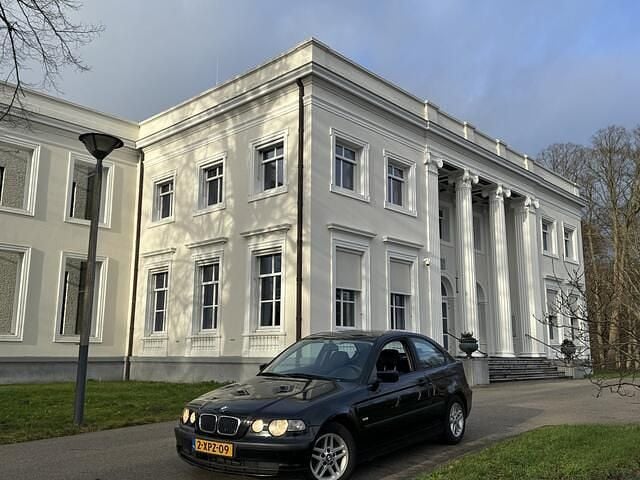 Zwart Gebruikt 2002 BMW 316 Compact Comfort Edition Hatchback | € 2.950 (Eerlijke prijs) - Afbeelding 1/4