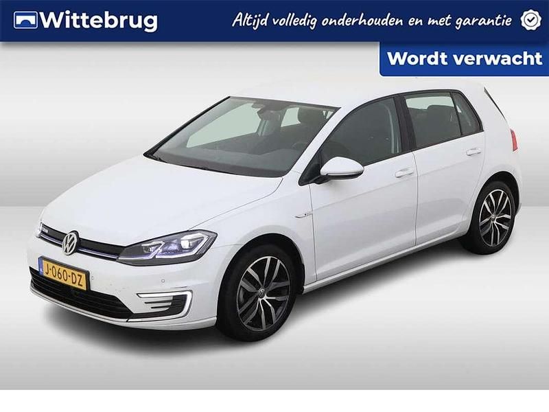 Wit Gebruikt 2020 VW e-Golf Hatchback | € 13.950 (Eerlijke prijs) - Afbeelding 1/2
