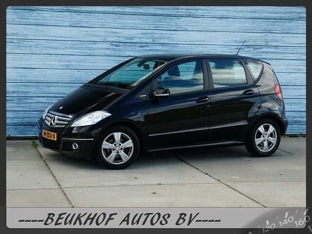 Zwart Gebruikt 2011 Mercedes A160 Avantgarde MPV | € 8.950 - Afbeelding 1/4