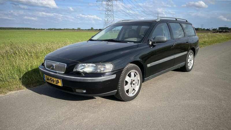 Zwart Gebruikt 2000 Volvo V70 Comfort Stationwagen | € 1.250 (Super prijs) - Afbeelding 1/4