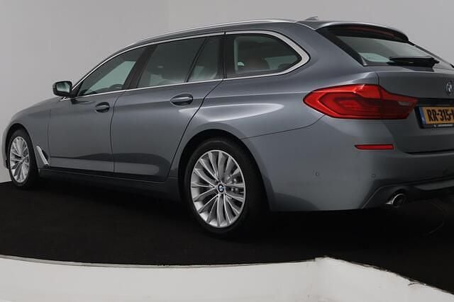 Occasion BMW 520 Executive 184 PK (135 kW) 2018 Grijs Stationwagen