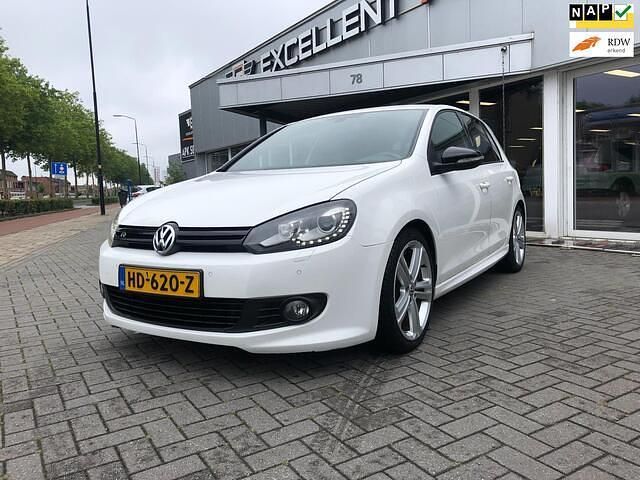 Wit Gebruikt 2012 VW Golf VII R-line Edition Hatchback | € 5.950 (Eerlijke prijs) - Afbeelding 1/4