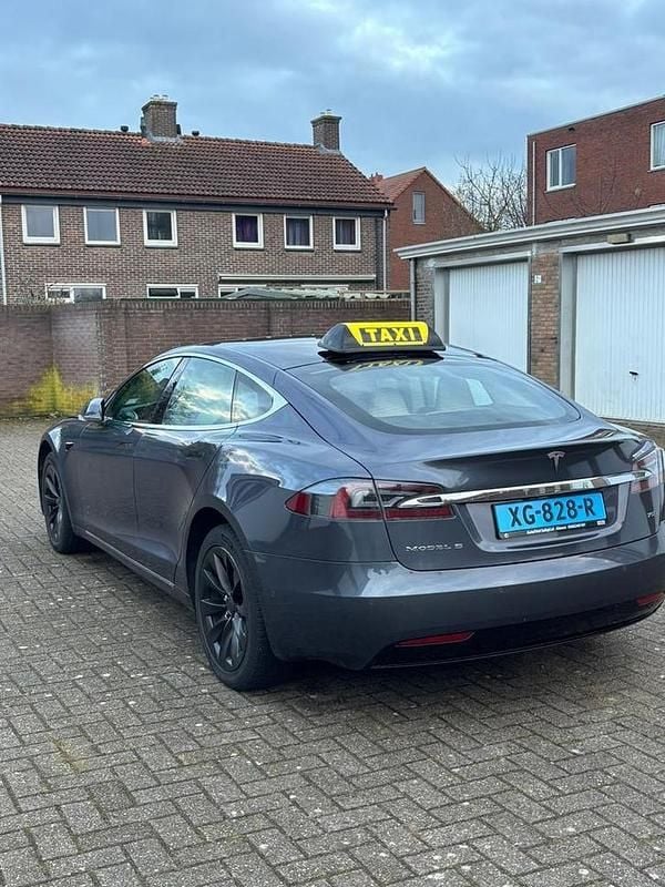 Occasion Tesla Model S 2018 Hatchback
